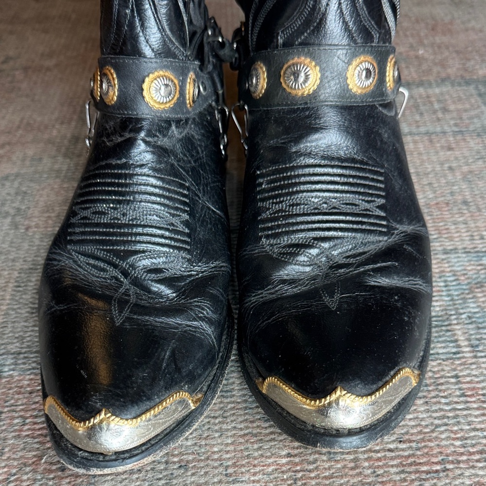Black Leather Western Cowboy Boots with Silver & Gold Tip Accents & Concho 9.5D - Picture 6 of 14